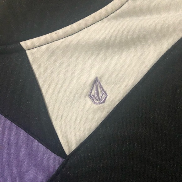 Volcom water resistant snowboard sweatshirt - Picture 2 of 4